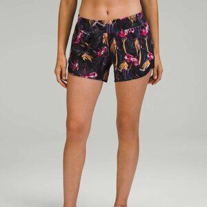 Lululemon Hotty Hot Low-Rise Lined Short 4"